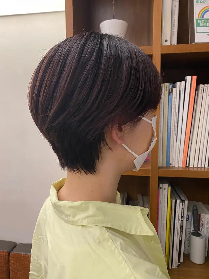ショート カラー 似合わせレイヤー/ ケアパーマ/高倉のヘアスタイル