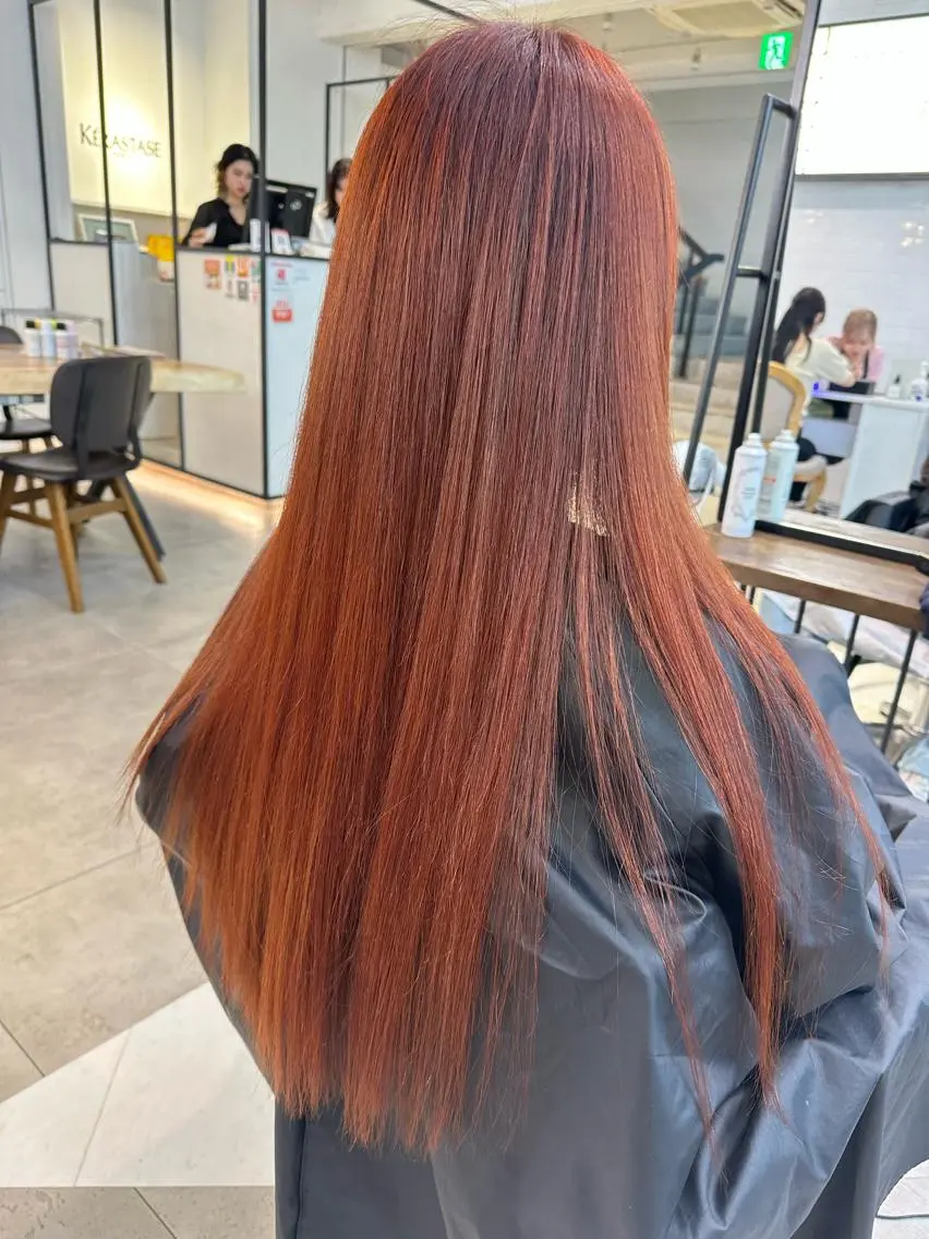 ロング カラー ヘアアレンジ オレンジ ハイトーン特化 pepe🎀のヘアスタイル