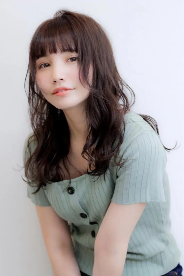 ミディアム カラー パーマ Luxbe hakataのヘアスタイル