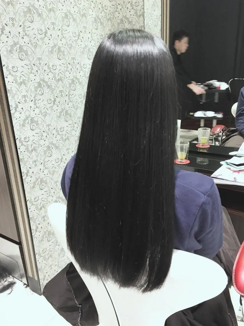 ロング カラー アッシュ ダークグレー 春日 力のヘアスタイル