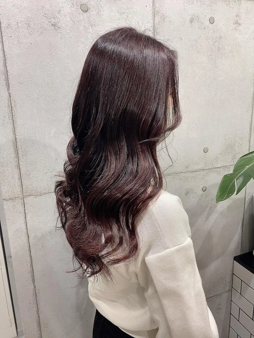 ロング カラー カット ヘアカラー トリートメント ヘッドスパ ヘアセット newi赤羽 HINATAのヘアスタイル