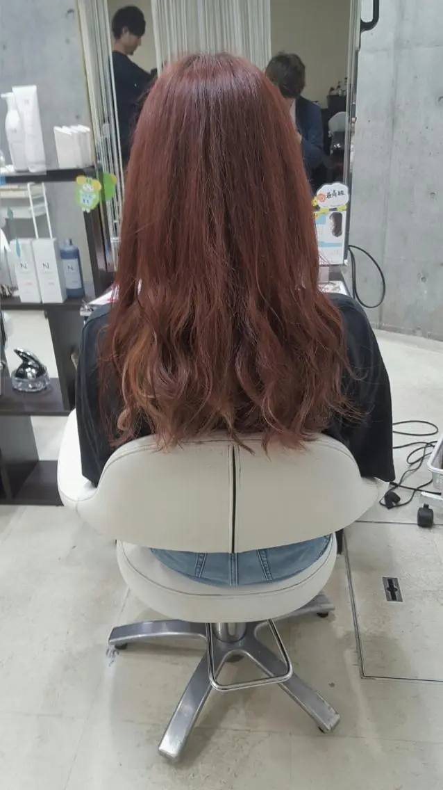 ロング カラー ブリーチ ブリーチなしカラー ピンクカラー 髪質改善×レイヤー 高嶋のヘアスタイル
