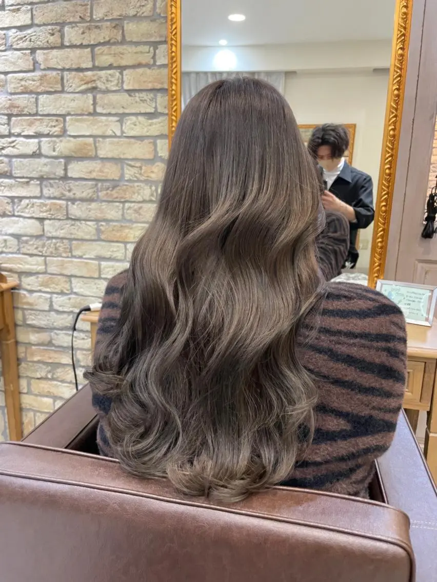 ロング カラー ヘアアレンジ ショコラグレージュ グレージュ カット ヘアカラー トリートメント 髪質改善×レイヤー 🫧松野力也のヘアスタイル