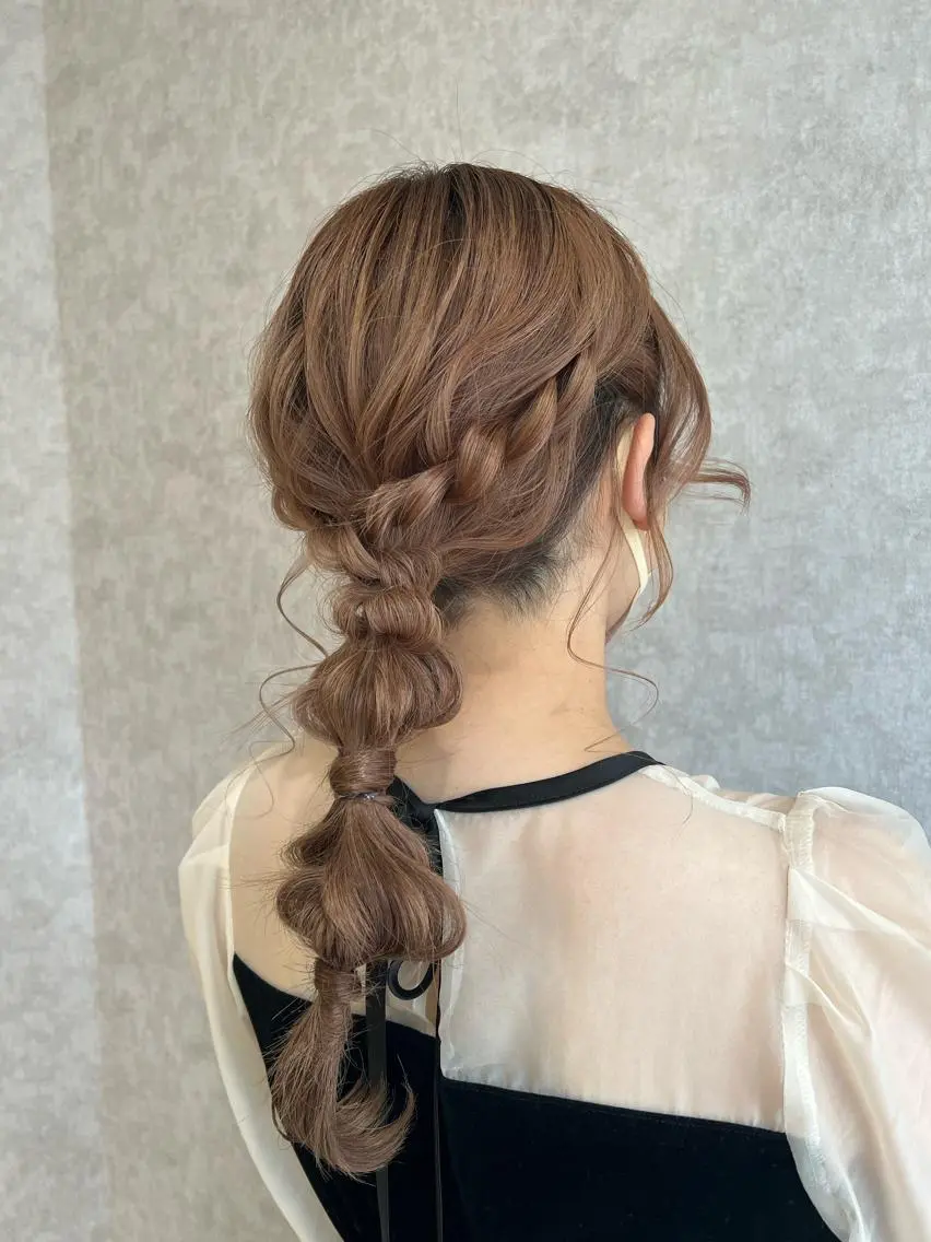 ロング Rio/ヘアセット/ ハイトーンカラーのヘアスタイル