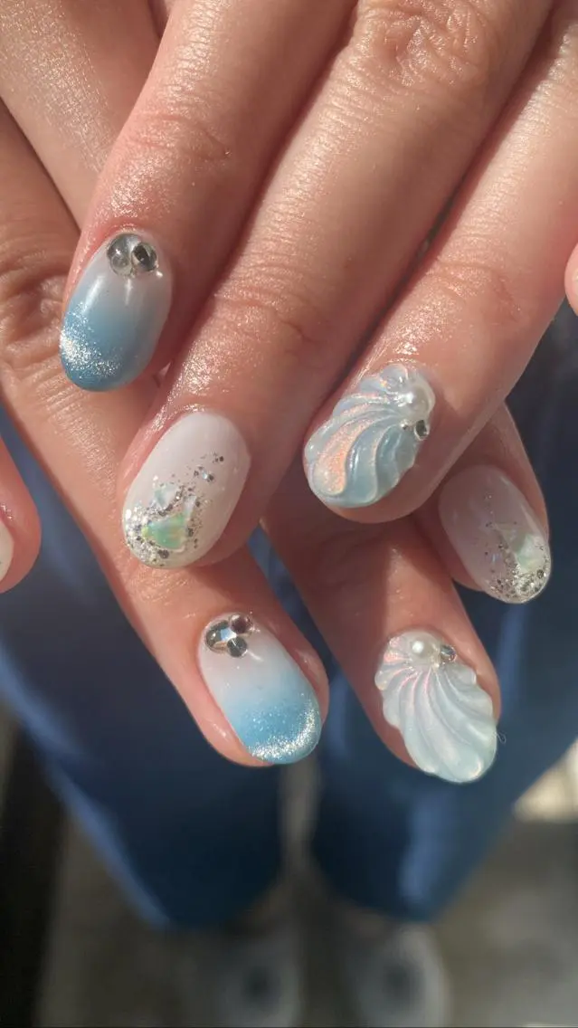 ショート カラー ネイル tetty nailsalonのネイルデザイン