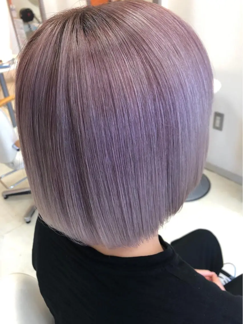 カラー white.梅田 デザインカラー🦄のヘアスタイル