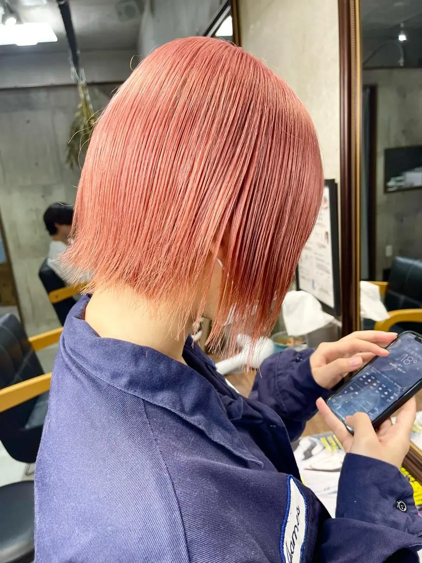 ショート カラー ハイトーンカラー ピンクカラー ボブ カット ヘアカラー かずくん🦩名古屋 ハイトーン/レイヤーのヘアスタイル