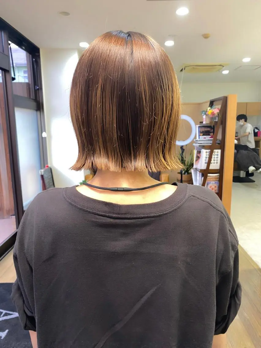 ショート ブリーチカラー🫧 森　凪沙のヘアスタイル