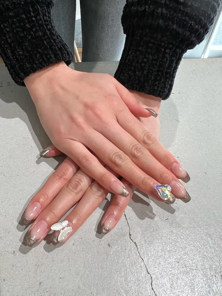 ネイル ハンドネイル zir  nail 🕊️💗RIOのネイルデザイン