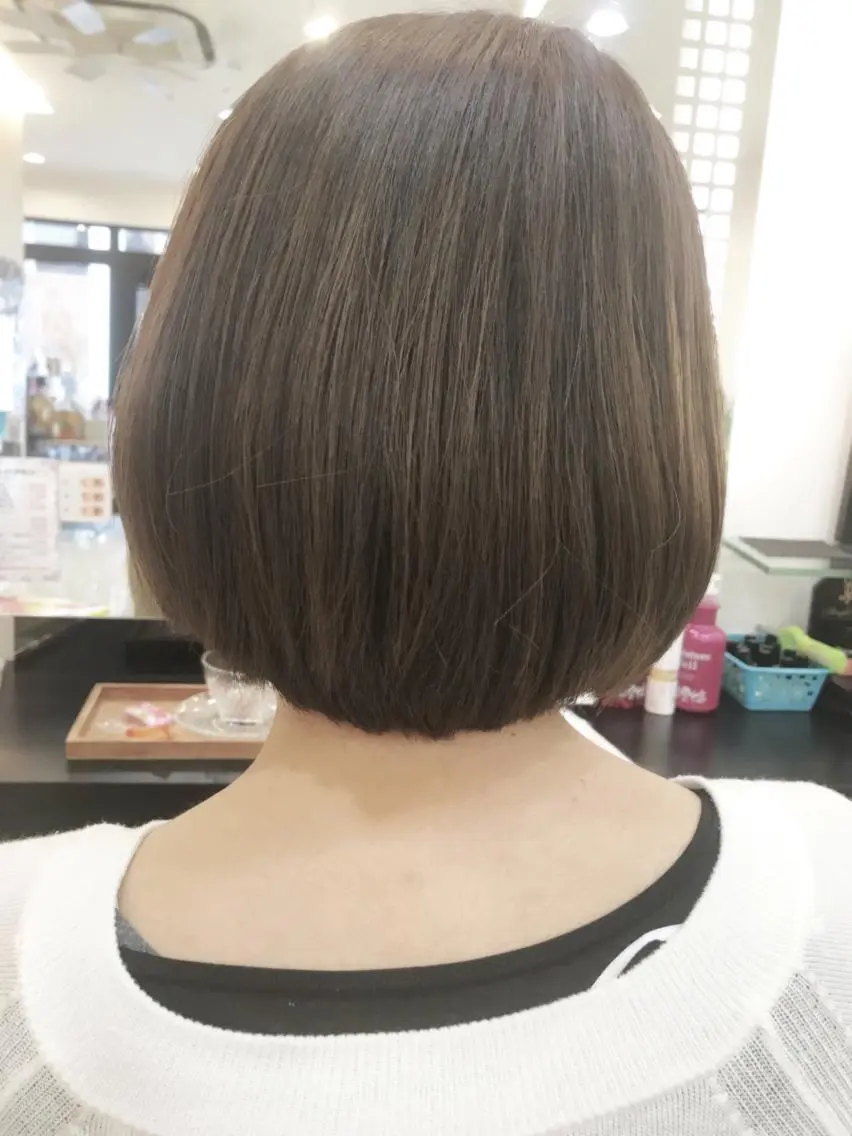 ショート カラー グレージュ ボブ トータルビューティー K:R鶴川のヘアスタイル