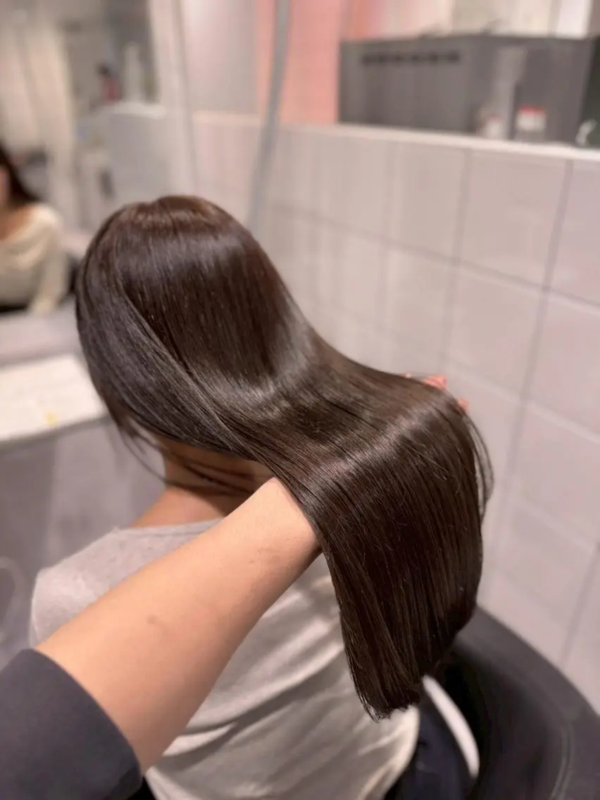 カラー 秋っぽ🤎こっくり ブラウンベージュのヘアスタイル