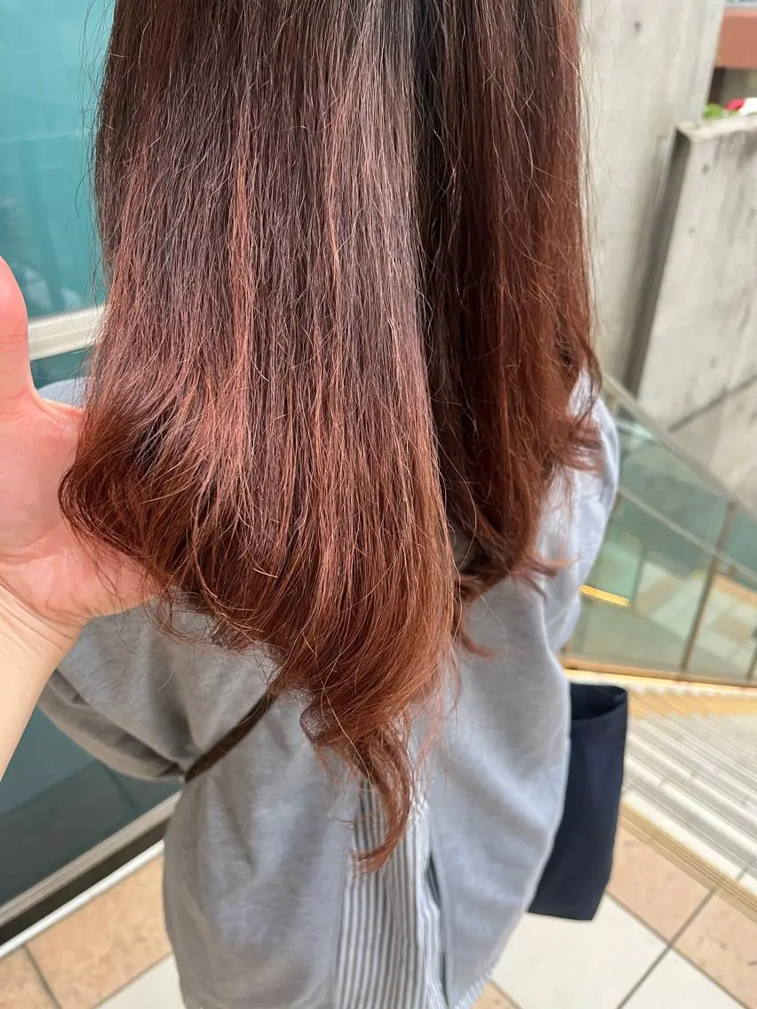セミロング カラー パーマ ヘアアレンジ メンズ キッズ ネイル マツエク・マツパ アイブロウ メンズブリーチ メンズハイライト メンズインナーカラー メンズ韓国風 ブリーチ ヘッドスパ 久木原 ゆりのヘアスタイル