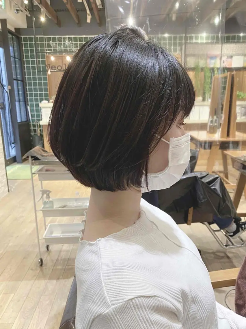 ショート カラー ショートボブ 丸みショート アッシュ ベージュカラー 黒髪 前田 裕介のヘアスタイル