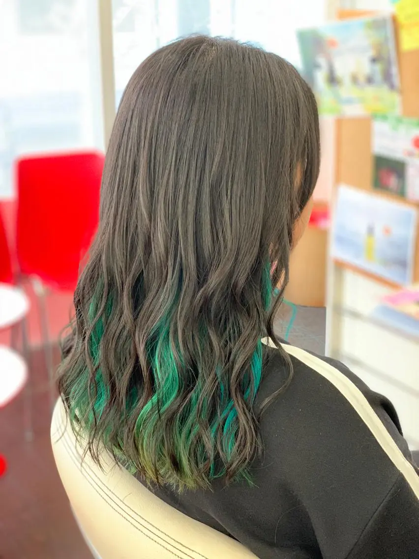 ロング カラー ヘアカラー たけい ゆうきのヘアスタイル