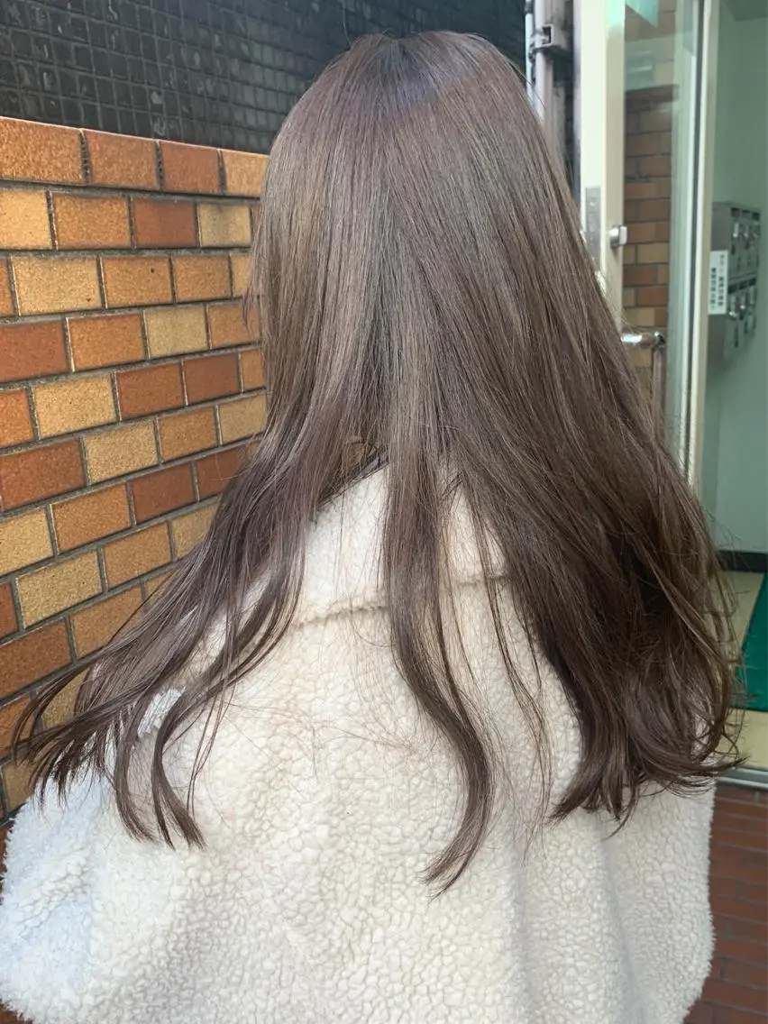 ロング カラー グレージュ ロング カット ヘアカラー ✨カラー支持No.1 🧸ワキ カナコ🧸のヘアスタイル