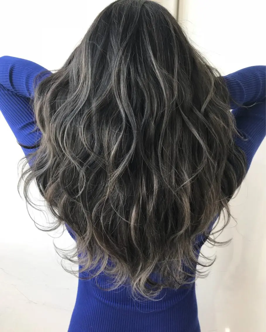 セミロング カラー ヘアアレンジ 【公式】amble luxe池袋東口🩷のヘアスタイル