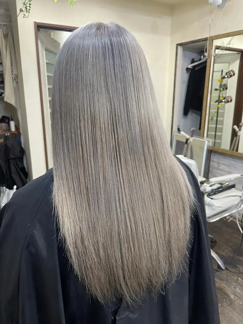 カラー ヘアカラー 渡辺 健太のヘアスタイル