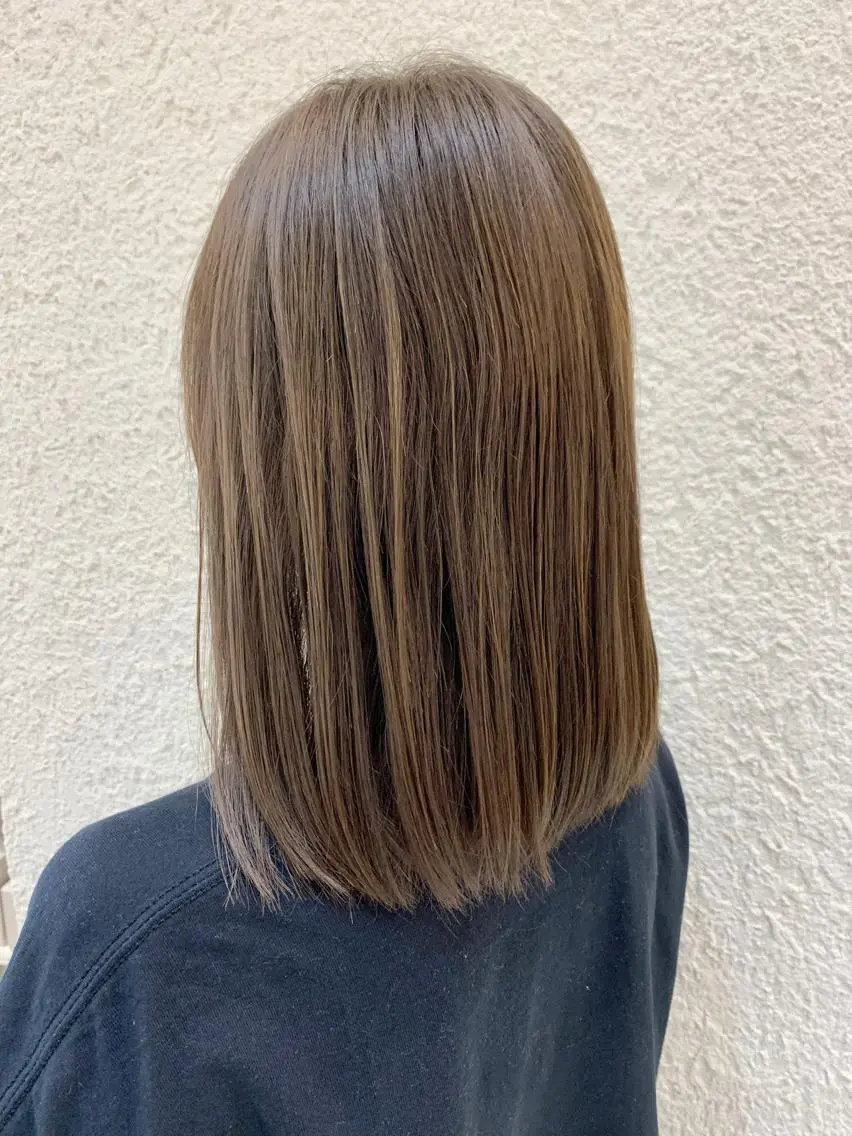 ミディアム カラー アッシュ ベージュカラー 透明感カラー NYNY四條畷店 森 亮人のヘアスタイル
