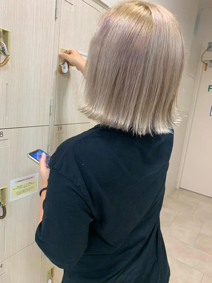 ショート カラー 暖色/ブリーチカラー 🎀 M i k uのヘアスタイル