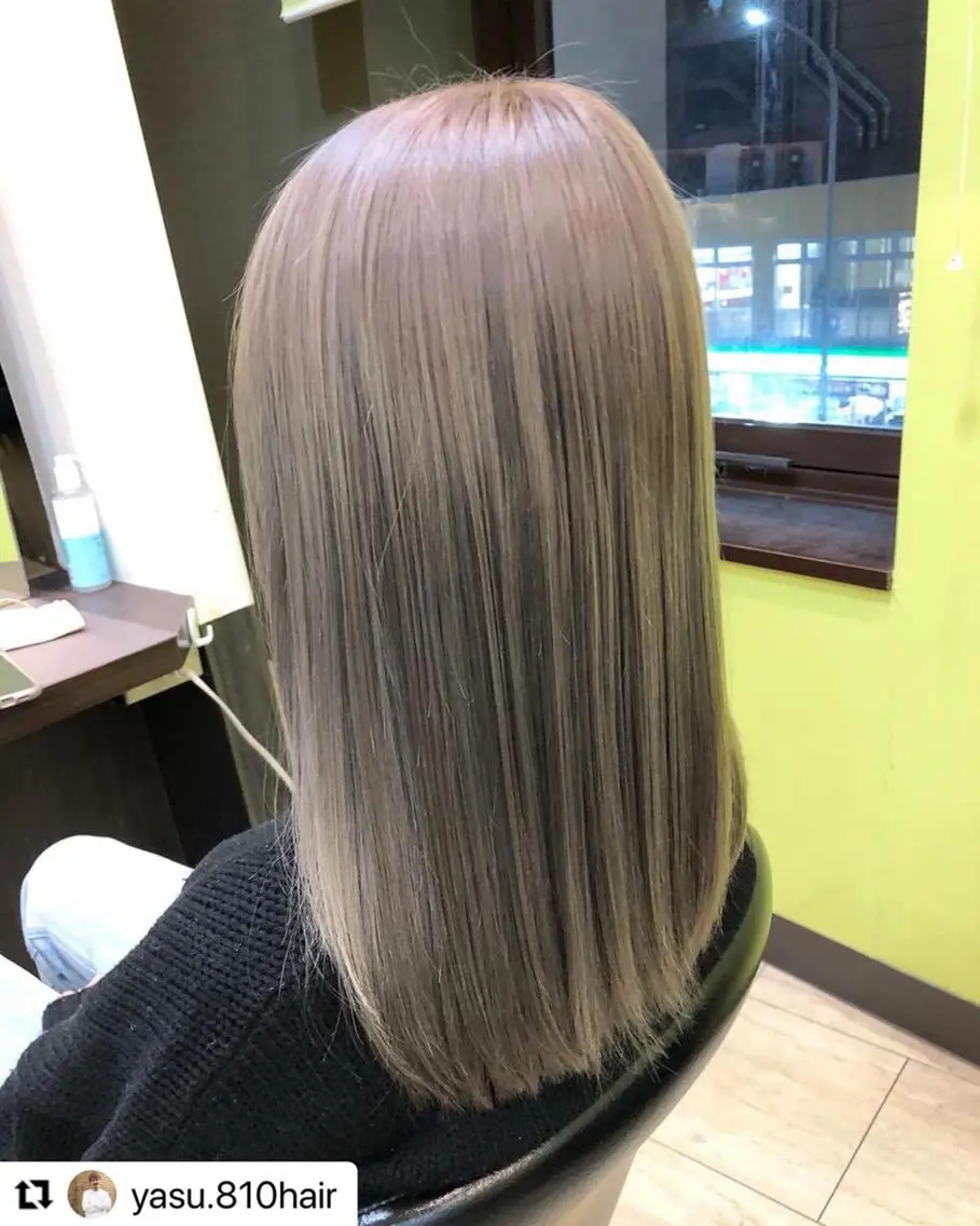 ミディアム カラー メンズ グレージュ ミルクティーグレージュ 🩷Eny terrace🩷のヘアスタイル
