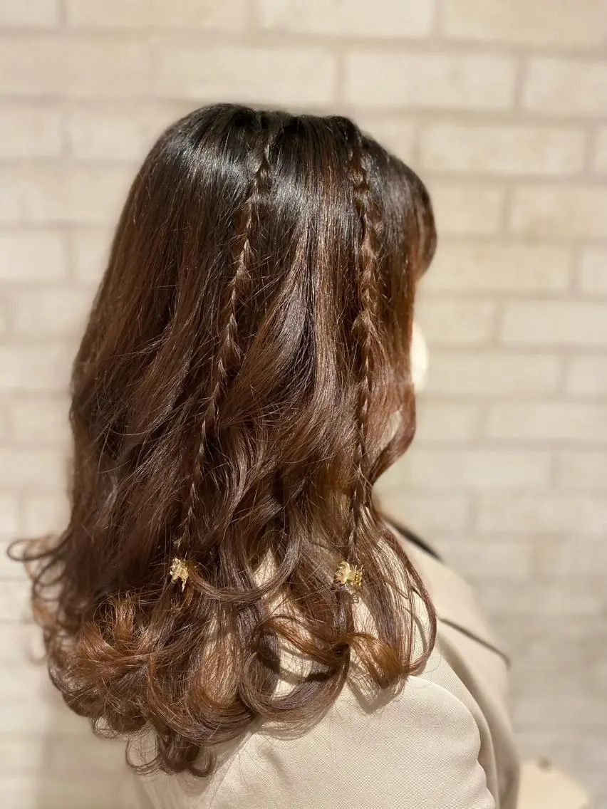 セミロング ヘアアレンジ 三つ編み 田中 アキオのヘアスタイル
