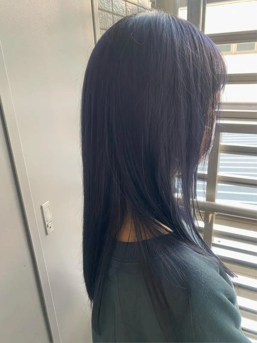 ロング カラー パーマ ヘアアレンジ 黒髪 ブルーカラー ブルーブラック kame|レイヤー / 似合わせ顔周りのヘアスタイル