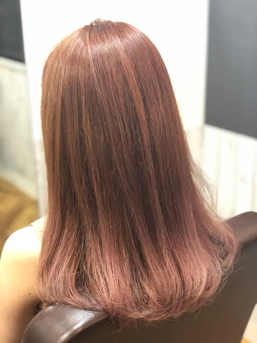 ロング ハイライト 髪質改善 韓国風ヘア レイヤーカット 縮毛矯正 BonD hairのヘアスタイル