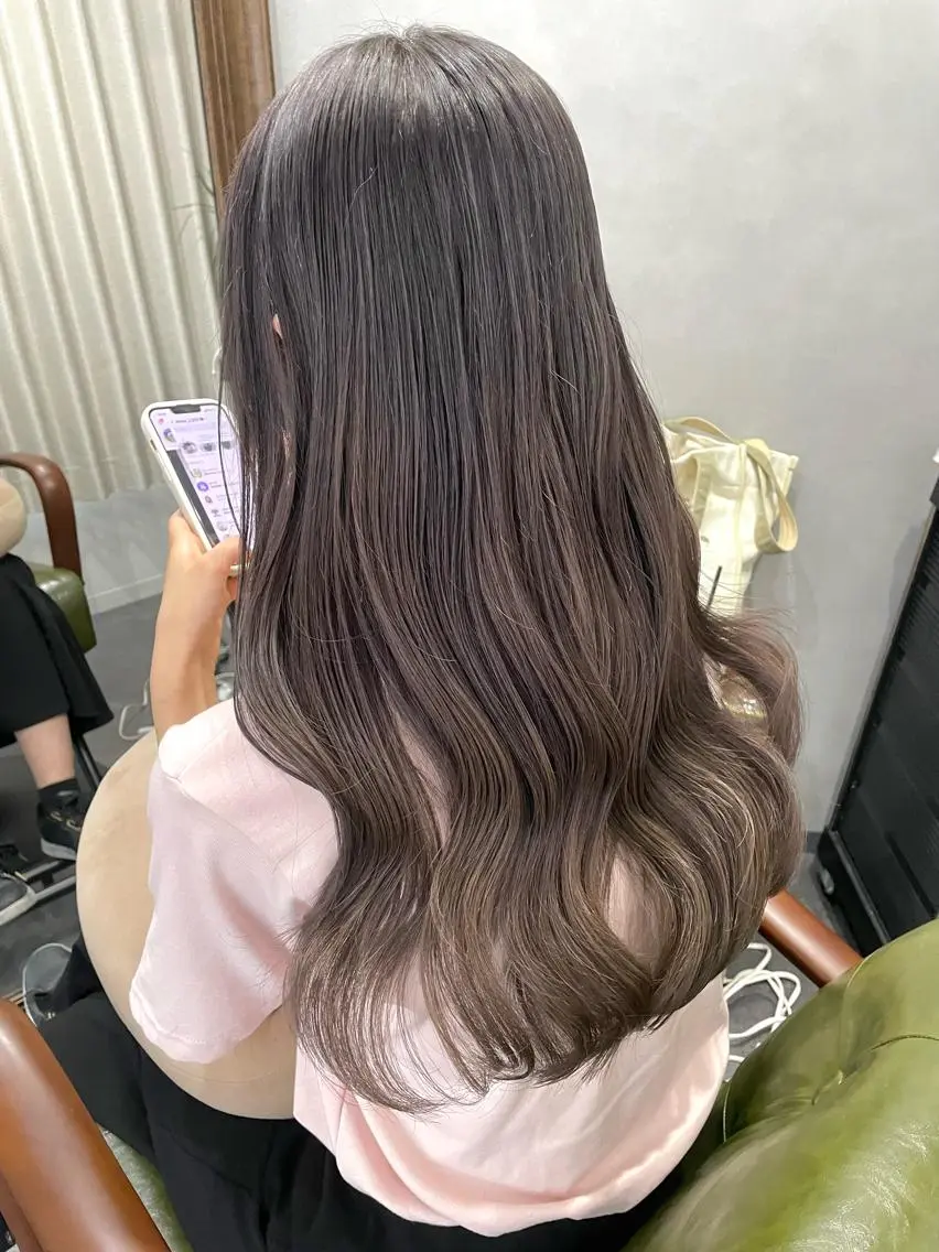 ロング カット ヘアカラー レイヤーカット/透明 感カラー🩵中村友美のヘアスタイル