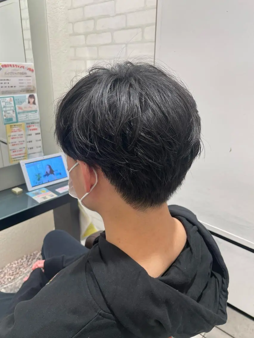 メンズ EARTH 山﨑龍馬のヘアスタイル