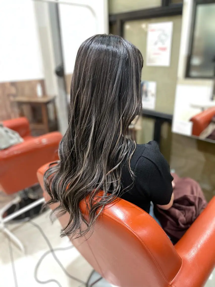 ロング カラー 井上 武輝のヘアスタイル