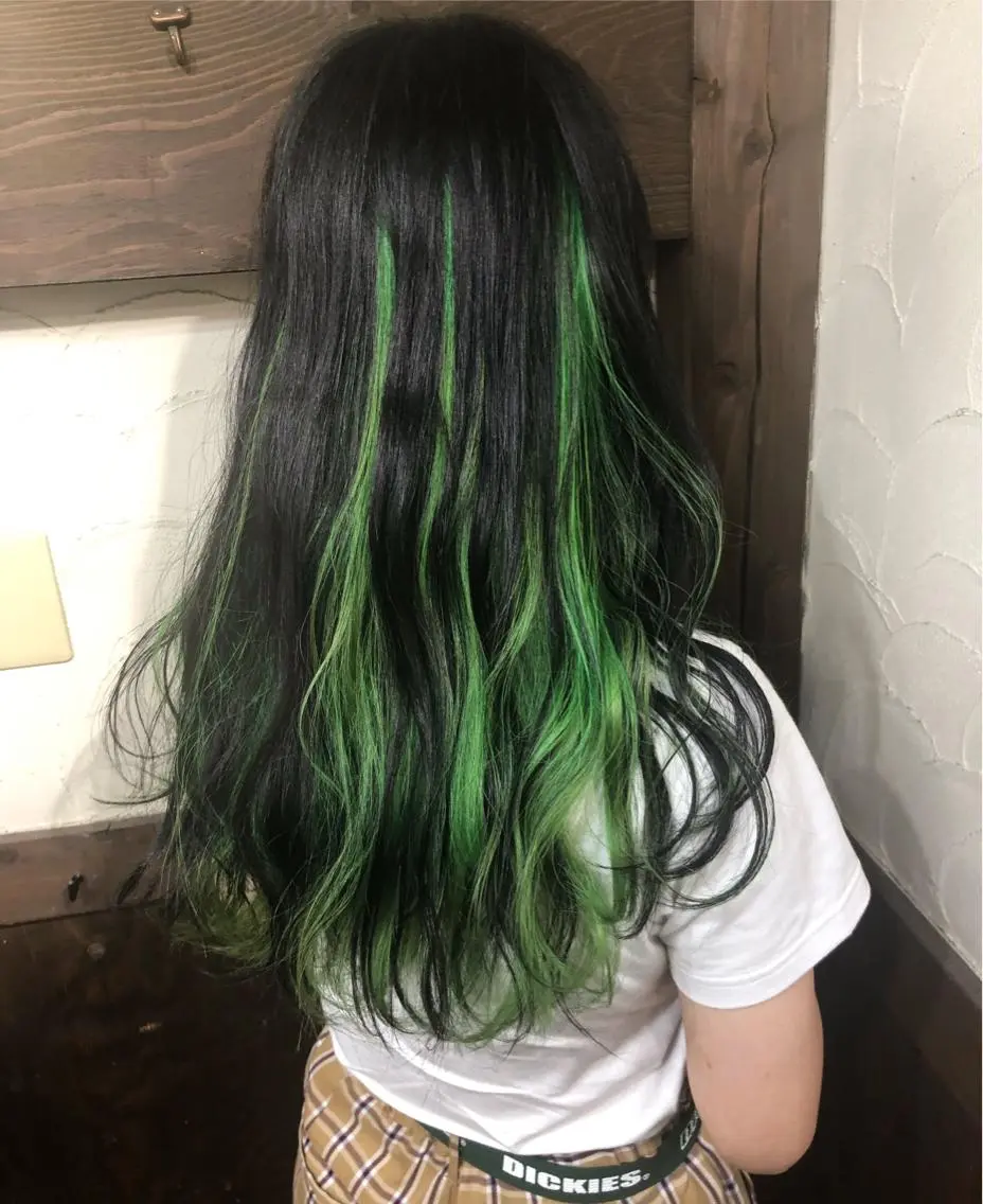 ロング シールエクステ エクステ 外国人風カラー ハイライト レイヤーカット Loob.TOKYO MIYA🌈のヘアスタイル