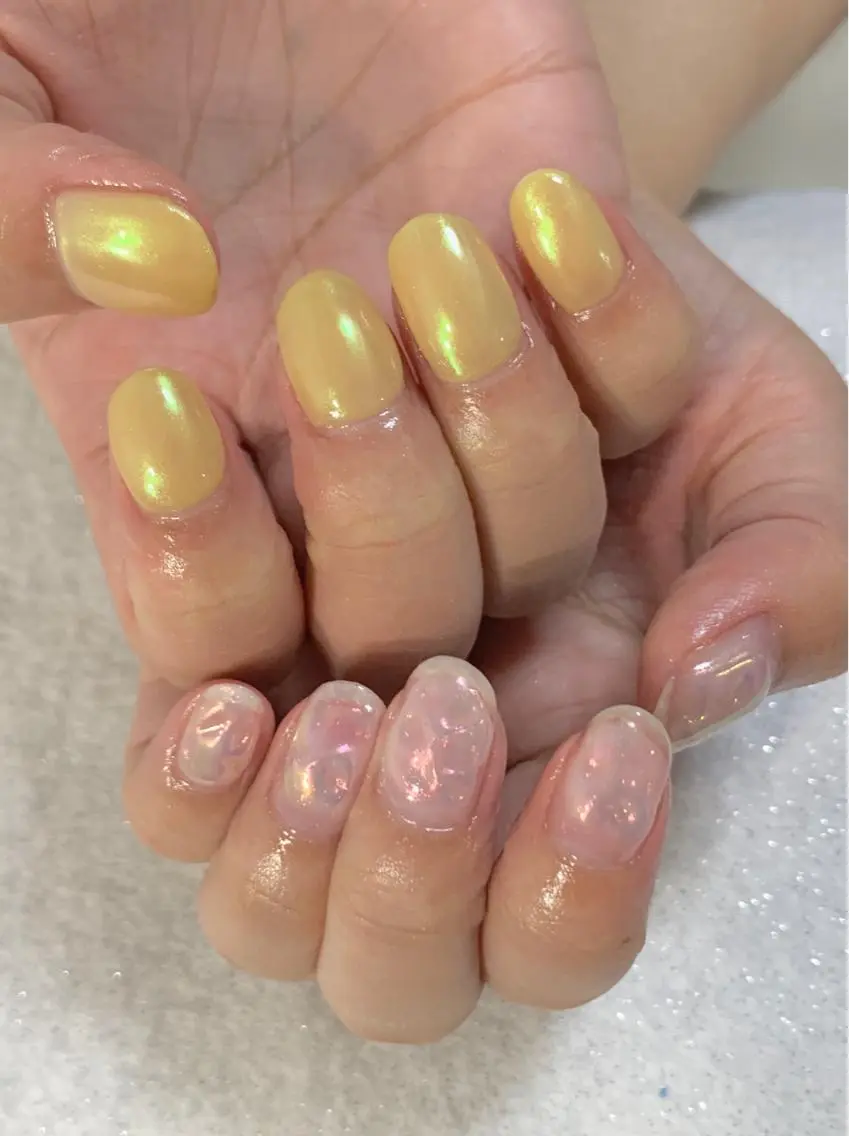 ネイル 手塚 里奈のネイルデザイン