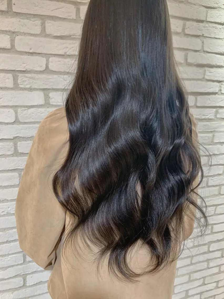 ロング カラー ヘアアレンジ ヘアカラー トリートメント yuka .のヘアスタイル