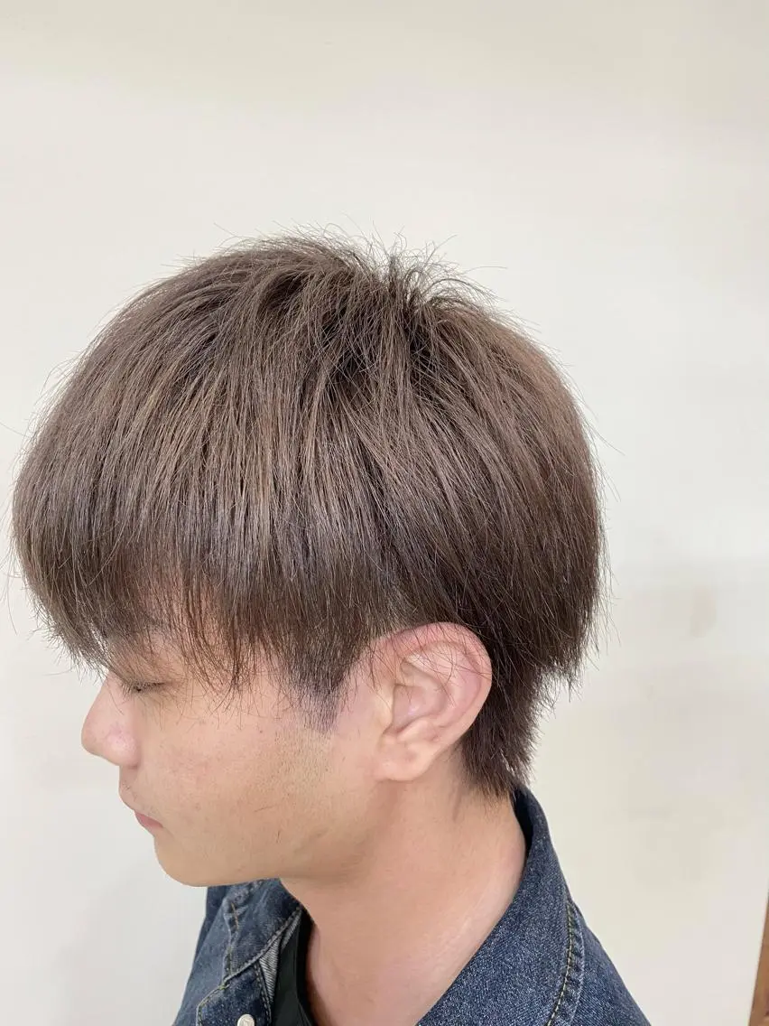 カラー SALOWIN栄 高須大貴のヘアスタイル