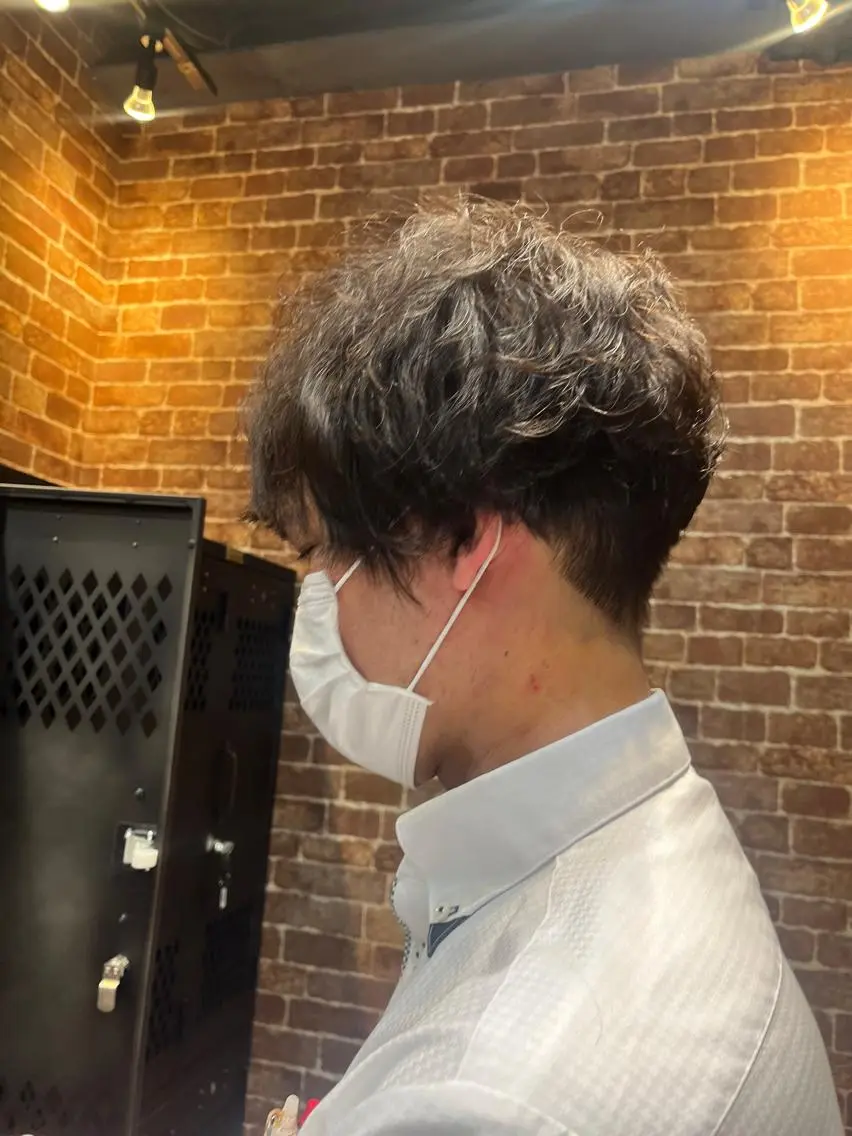ショート カラー パーマ ヘアアレンジ メンズ キッズ ネイル マツエク・マツパ アイブロウ メンズブリーチ メンズハイライト メンズインナーカラー メンズ韓国風 ブリーチ 久木原 ゆりのヘアスタイル