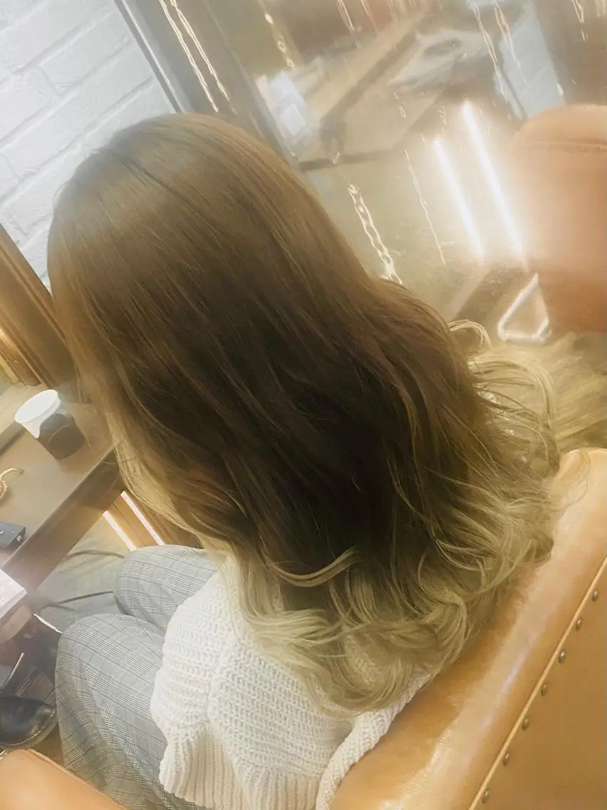 セミロング カラー 久次米智人/艶/美髪 /透明感カラーのヘアスタイル