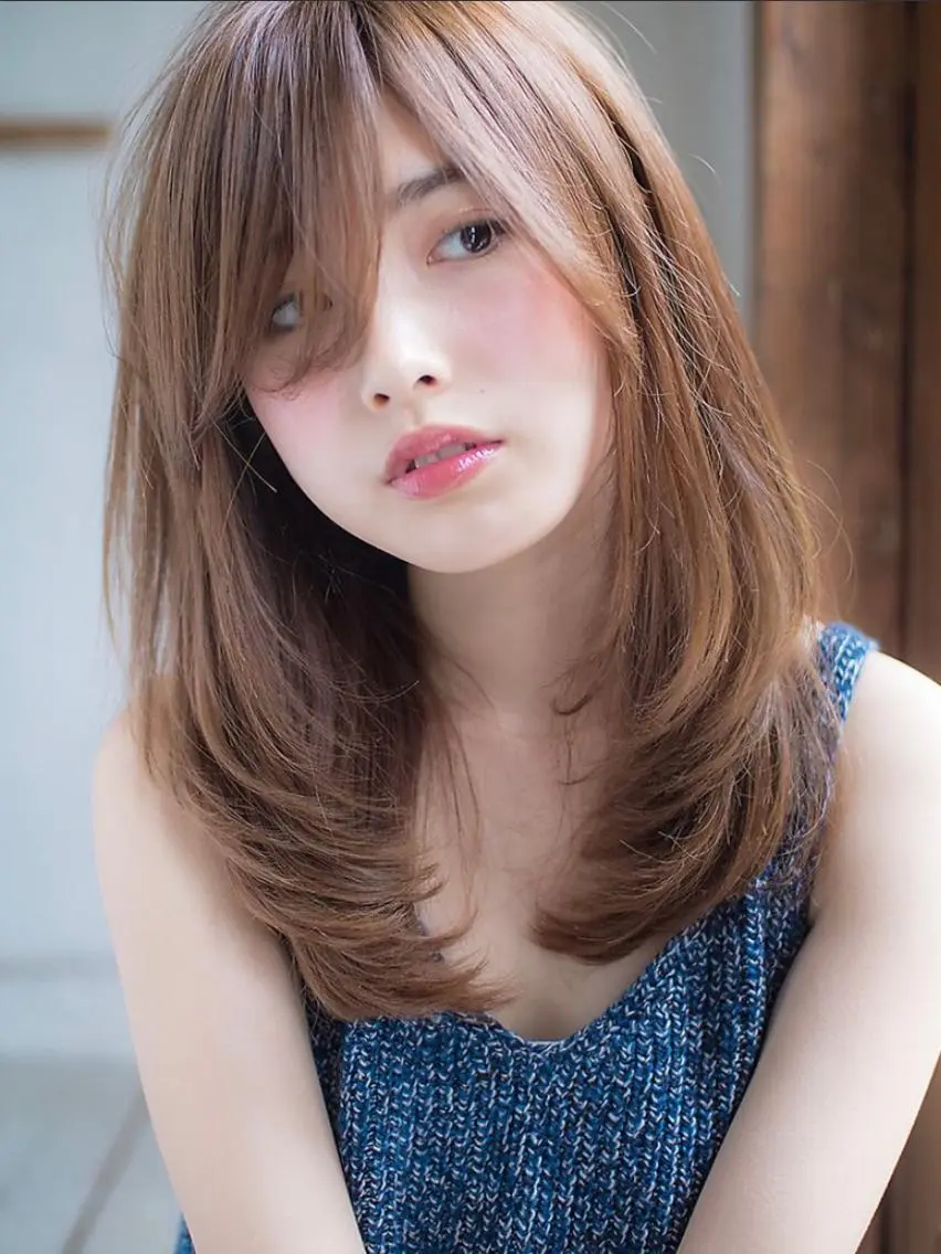 ロング カラー レイヤーカット 韓国ヘア特化型美容師 カワノマイ🇰🇷のヘアスタイル