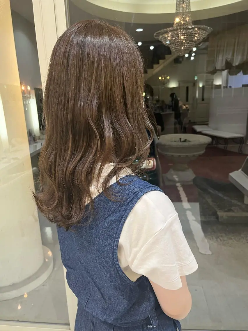 カラー ベージュカラー mickey Yuinaのヘアスタイル