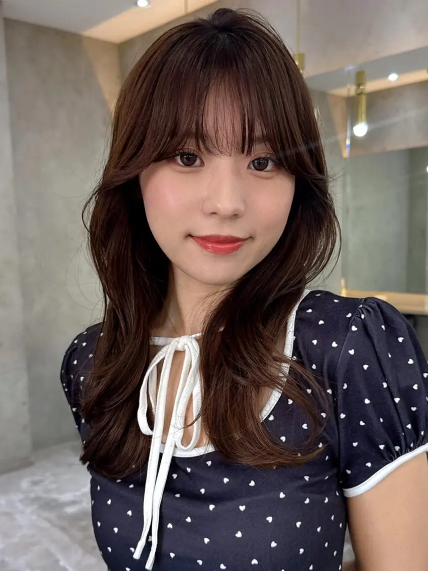 ロング カット ヘアカラー トリートメント Lond oneのヘアスタイル