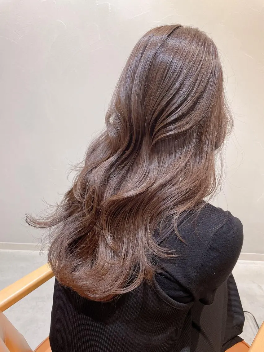 ロング レイヤーカット ムラ修正ブリーチ 山田眞之介のヘアスタイル