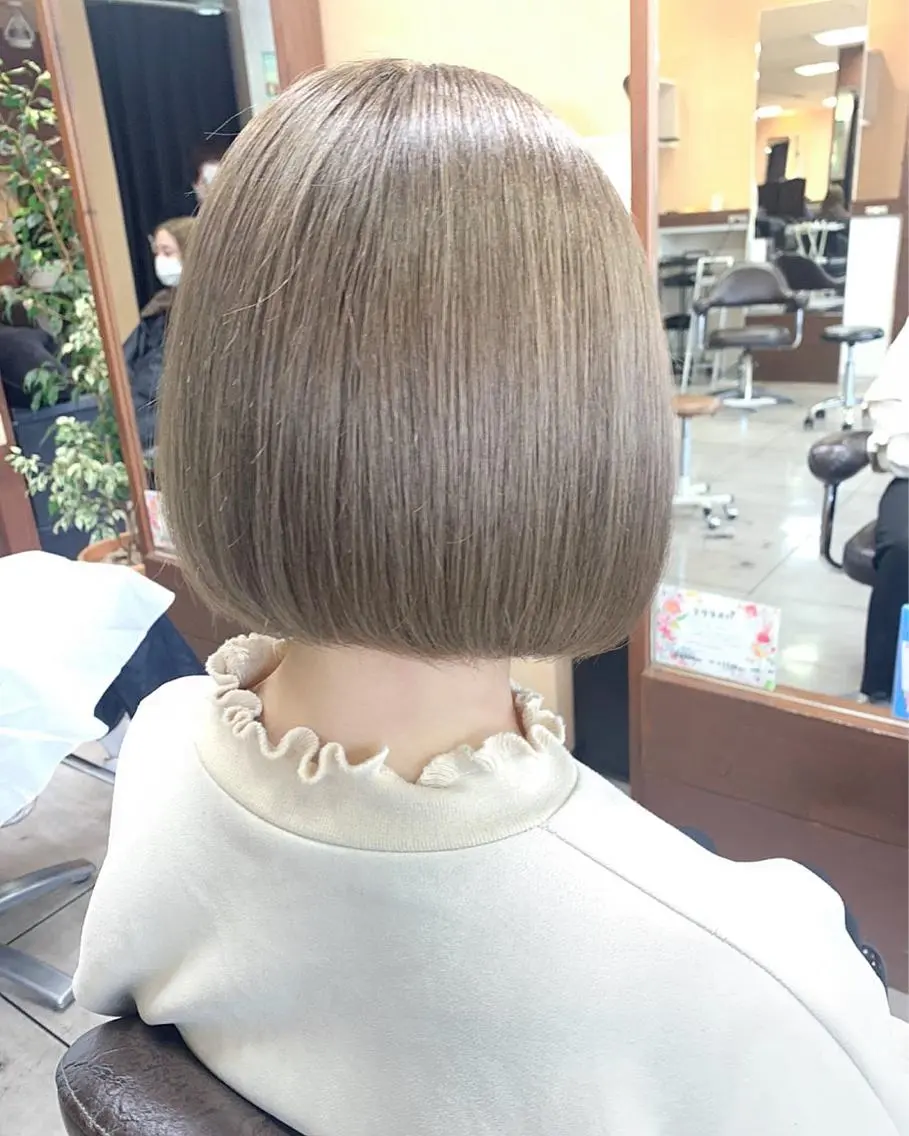 ミディアム カット ヘアカラー レイヤー/艶髪カラー 森本くるみのヘアスタイル