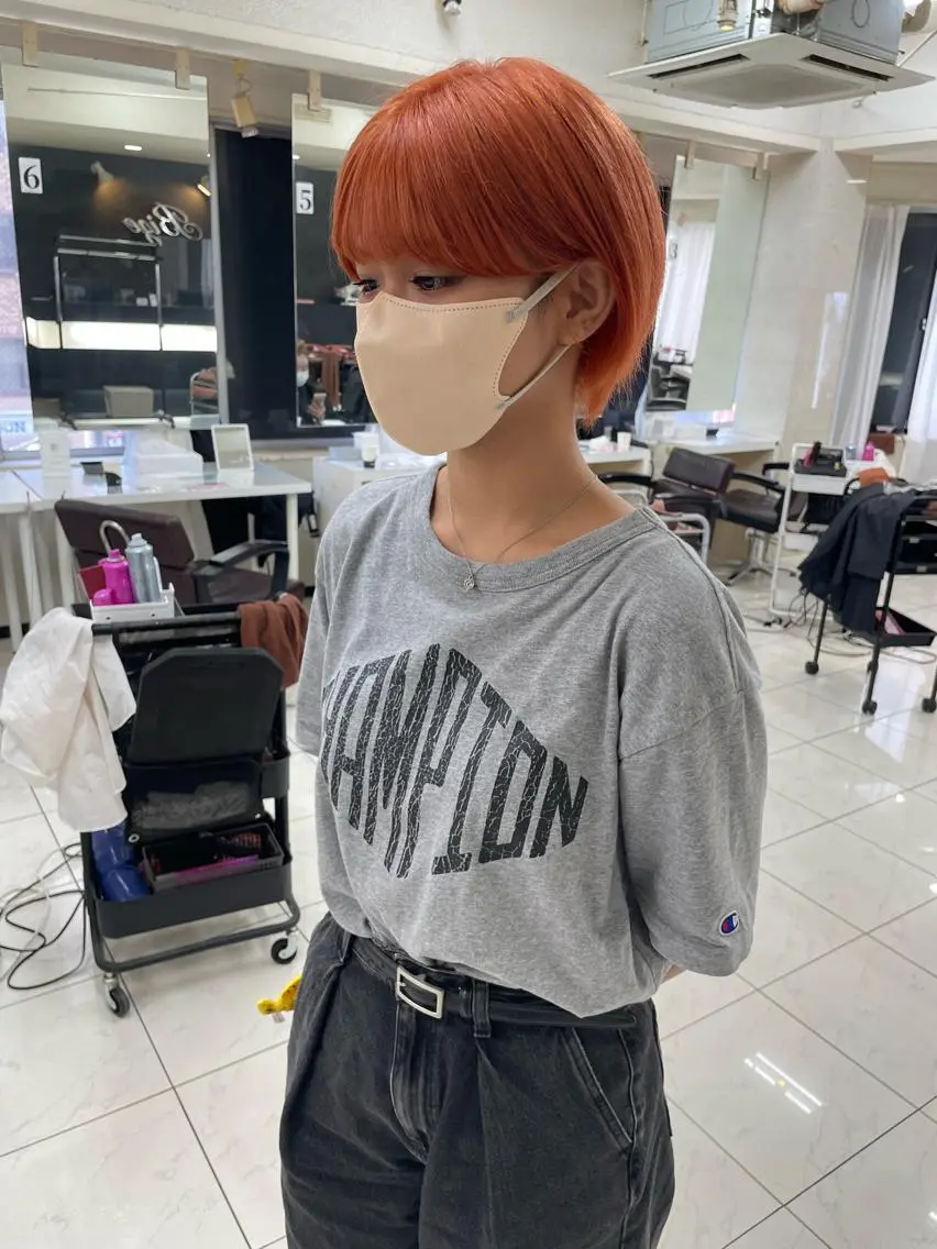 ショート カラー シールエクステ ブリーチ ケアブリーチ ダブルカラー ハイトーンカラー ヘアカラー トリートメント ハイトーンエクステ 🎩カズキ🎩のヘアスタイル