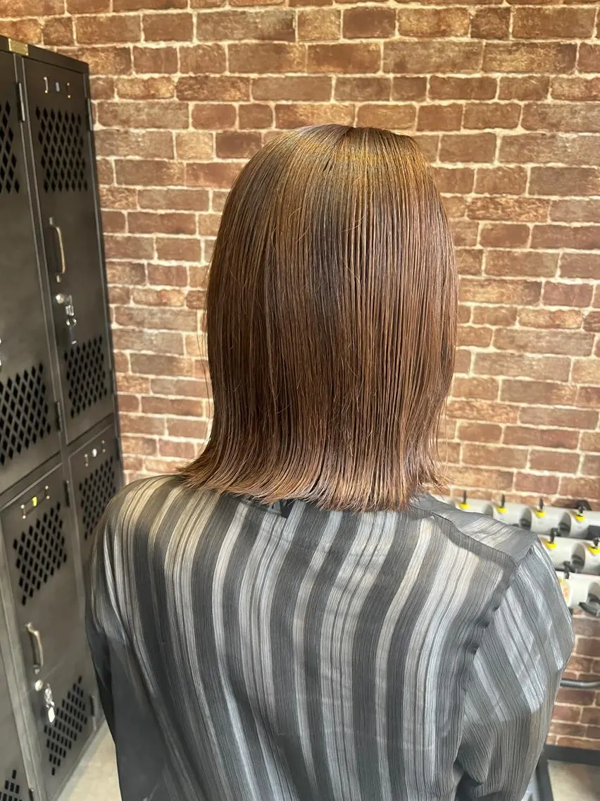 ミディアム カラー パーマ ヘアアレンジ メンズ キッズ ネイル マツエク・マツパ アイブロウ ミディアムパーマ メンズパーマ ブラウンカラー ケアカラー 透明感カラー 久木原 ゆりのヘアスタイル