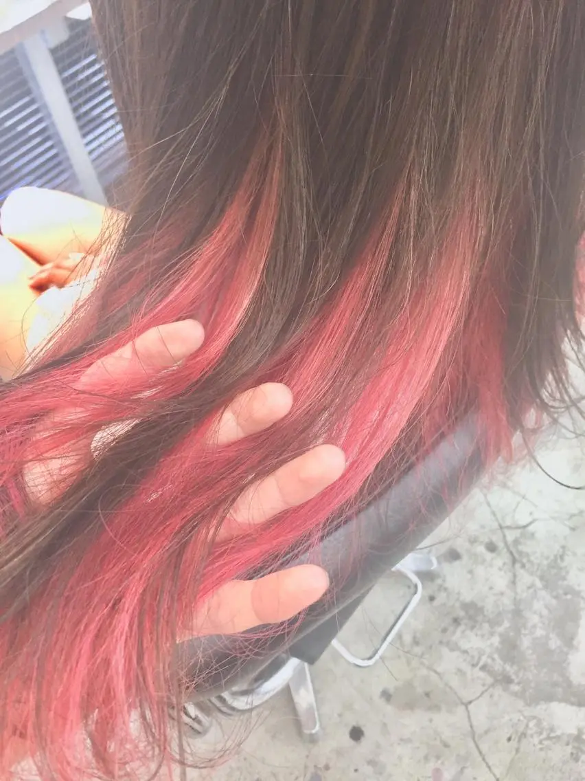ロング カラー ブリーチ デザインカラー インナーカラー ニシオカ タクヤのヘアスタイル