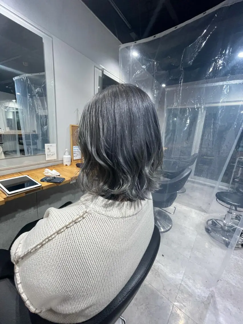 セミロング カラー ヘアカラー トリートメント ヘッドスパ ヘアセット 🦋ハイトーンボブ ショート🦋トシキのヘアスタイル