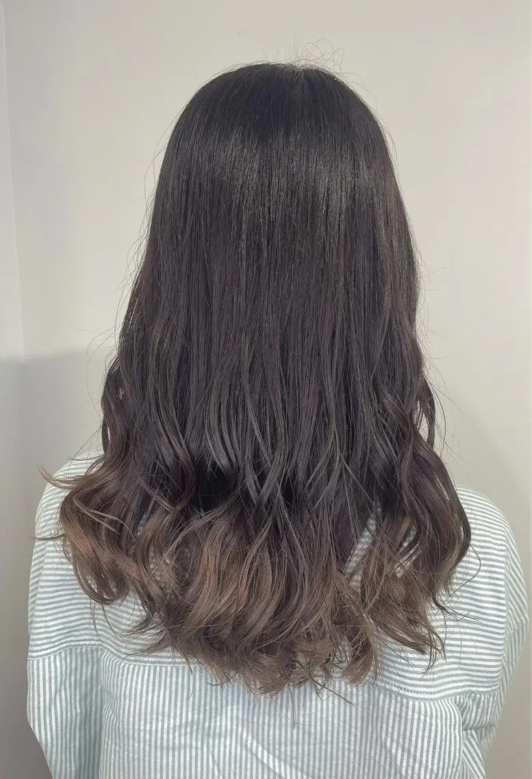 セミロング カラー アッシュ アッシュブラウン バレイヤージュ ベージュカラー ブリーチ きむら かずきのヘアスタイル