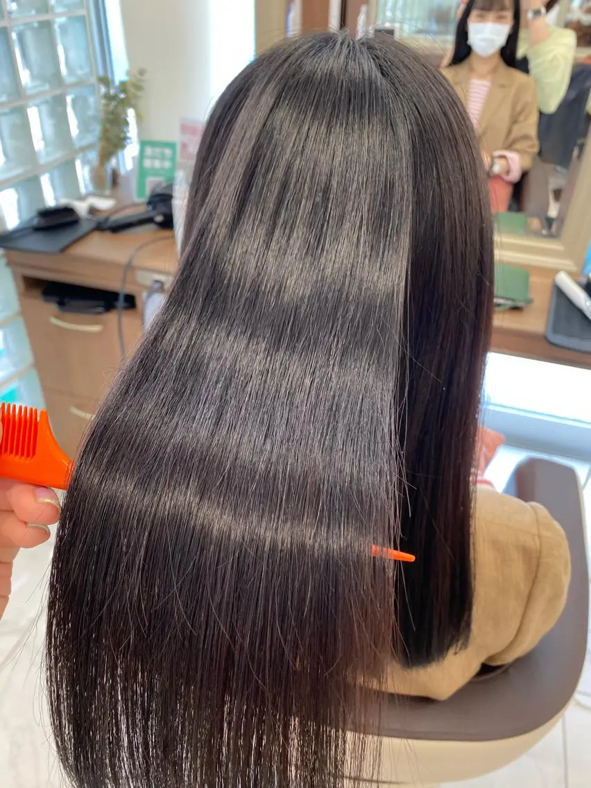 ミディアム カラー カット 縮毛矯正 西山梨々【5/1〜 復帰致します🌼】のヘアスタイル