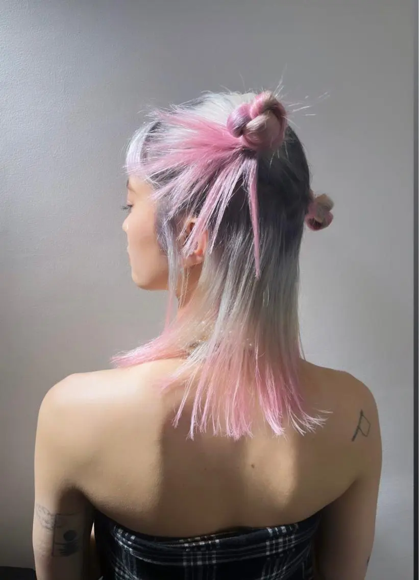 ミディアム 似合わせレイヤー ＆縮毛矯正のヘアスタイル