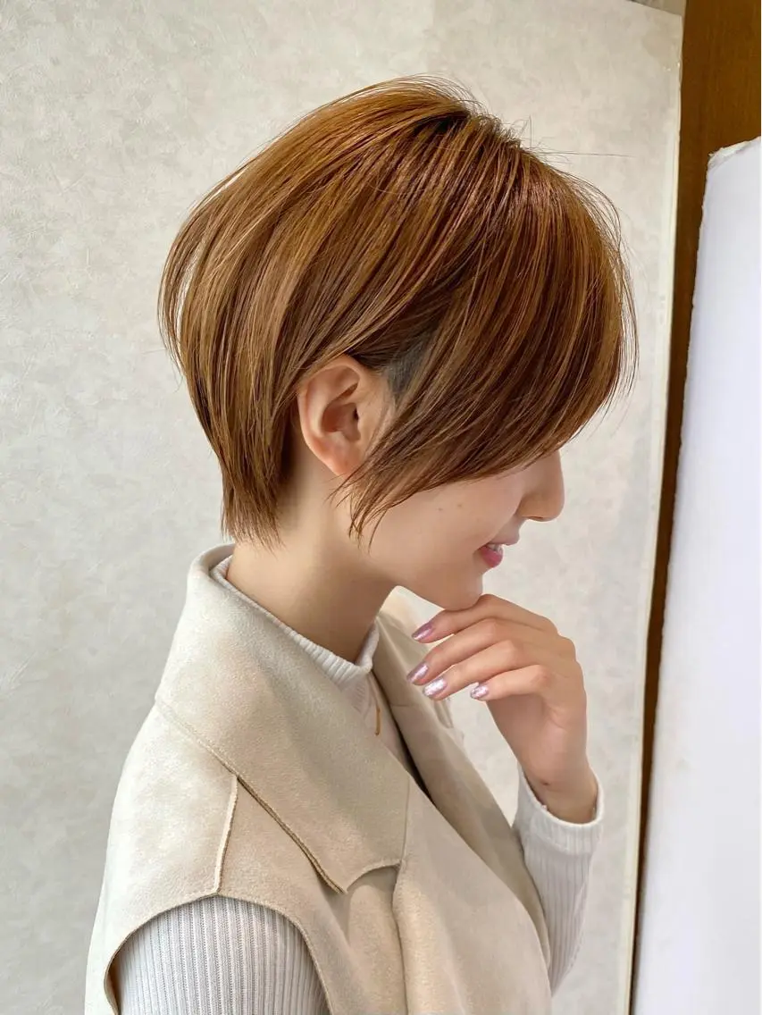 ショート 切りっぱなしボブ ショートボブ ハンサムショート 丸みショート アッシュ カット ヘアカラー トリートメント ショート、ボブの神✨ 峯朋也✂︎✨のヘアスタイル