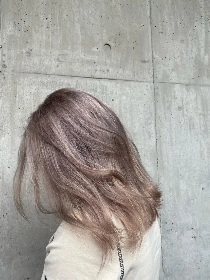 ミディアム カラー パーマ ヘアアレンジ メンズ キッズ ネイル マツエク・マツパ アイブロウ 透明感カラー パープルカラー パープル 🎀ハイトーンNo .1🩵NaGiSaのヘアスタイル